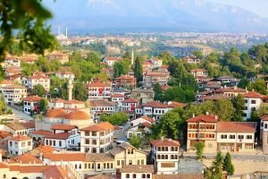 Di Turki Inflasi Yang Tinggi Mendorong Penjualan Rumah